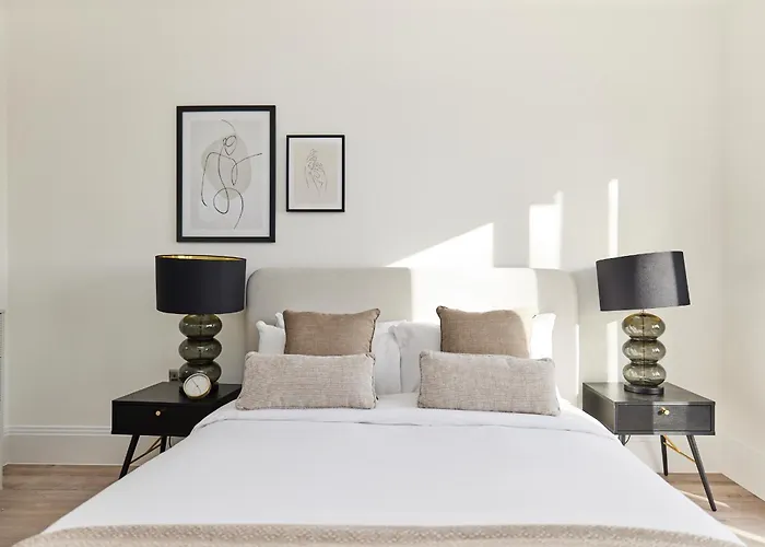 The Wembley Park Sanctuary - Stunning 2Bdr Flat With Balcony
